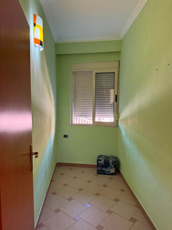 Jepet me Qera Apartament 1+1