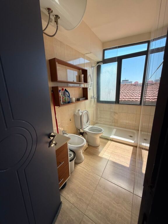 Jepet me qera Apartament 2+1