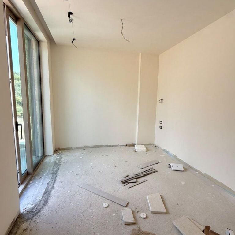 🏡🌊 VILLA SU DUE PIANI CON PISCINA IN VENDITA – SEADREAM RESIDENCE, DRIMADHË 🌊🏡