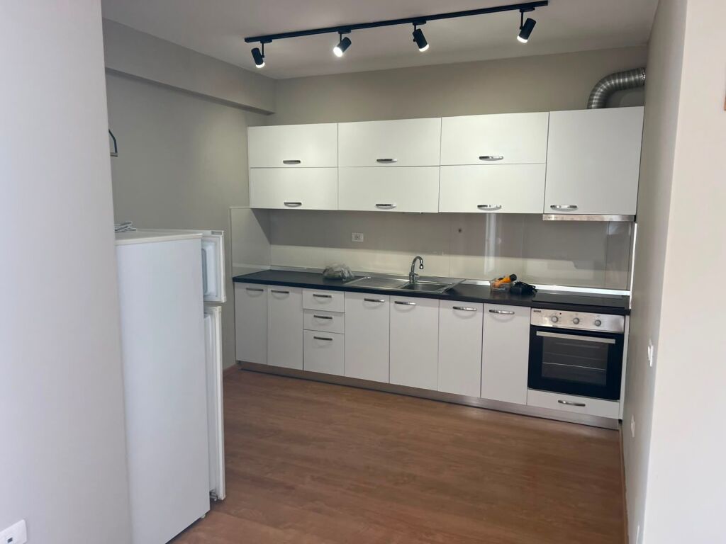 For rent 1+1 at 21 Dhjetori Contact 600 thousand lek