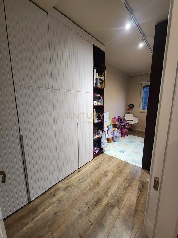 SHITET APARTAMENT 2+1+2 PAMJE DETI NE DURRES!!!