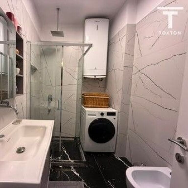 SHITET, APARTAMENT 1+1, PAZARI I RI, TIRANË