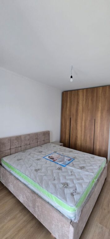 Jepet apartament 2+1+Post Parkimi me qira prane Kompleksit Fiori di Bosco , Rruga Don Bosko , Laprake .