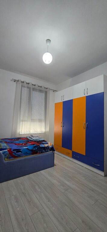 Appartamento 3+1+ Posto Auto in Affitto a Kinostudio Tirana