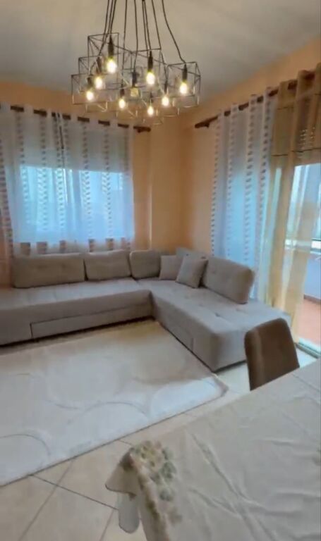 Affitto | Apartament 2 + 1 | Kthesa e Kamzes | 500 €/mese