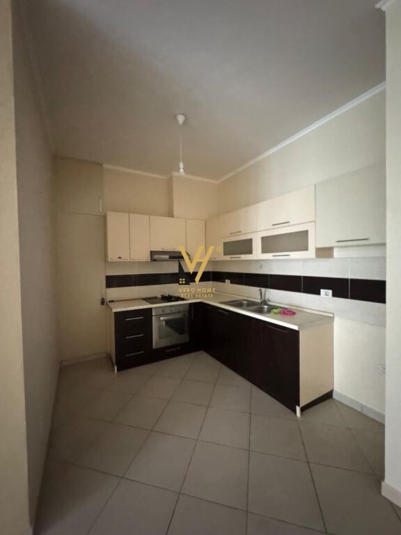 VENDESI APPARTAMENTO 1+1+BLK A KOMUNA E PARISIT 202.000 EURO