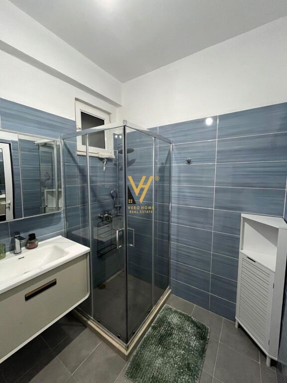 JEPET APARTAMENT 1+1+BLK ME QERA TEK TERMINALI VERIUT 40.000 LEKE