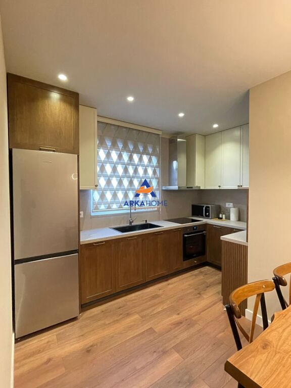 JEPET ME QERA APARTAMENT 2+1+BALLKON "RRUGA DAVID SELENICA,SELITE" 700 EURO