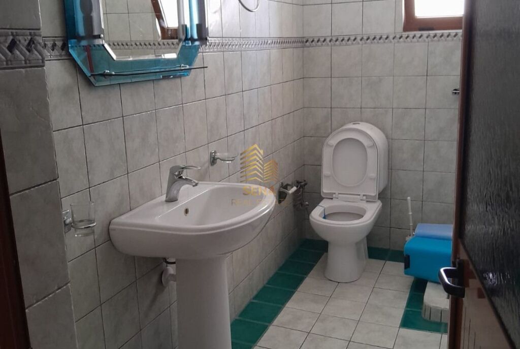 Rent, Private Entrance 1+1, at the end of Jordan Misja street, 35,000 Lek/Month