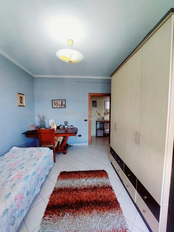 SHESIM APARTAMENT 2+1+2 NË ASTIR