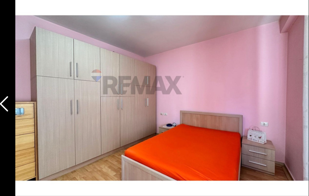 Apartament per qera 1+1 tek Sheshi Avni Rustemi