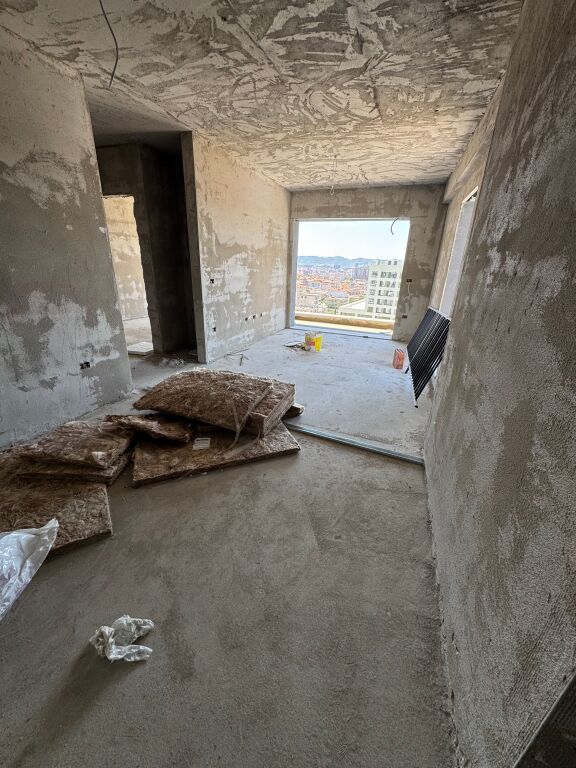 Shitet Apartament 1+1 ne Porcelan📍