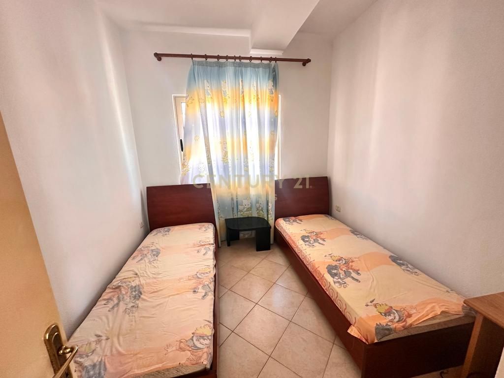WE SELL 2+1 APARTMENT IN KOMBINAT ON GLASS STREET !!