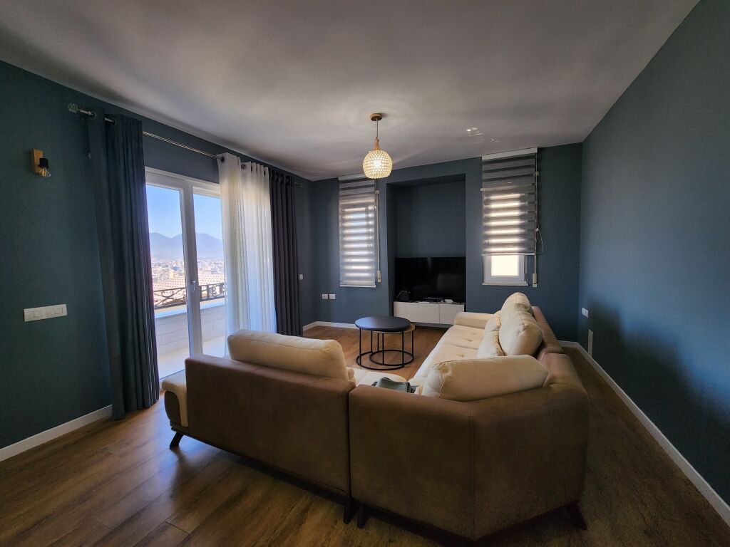 Apartament 2+1+2 me qera , Kopshti Botanik
