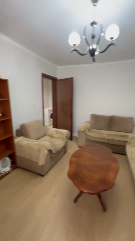 Apartament 1+1 per shitje Stacioni i Trenit Rruga Karl Gega !