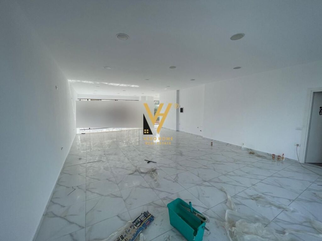 SHITET NJESI BIZNESI 624 M2 TE RRUGA NDRE MJEDA 1.350.000 EURO