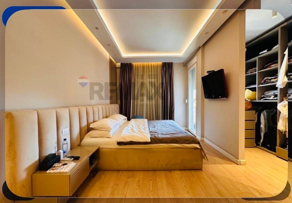 Apartment 3+1+2+Parking for Sale on Elbasan Street