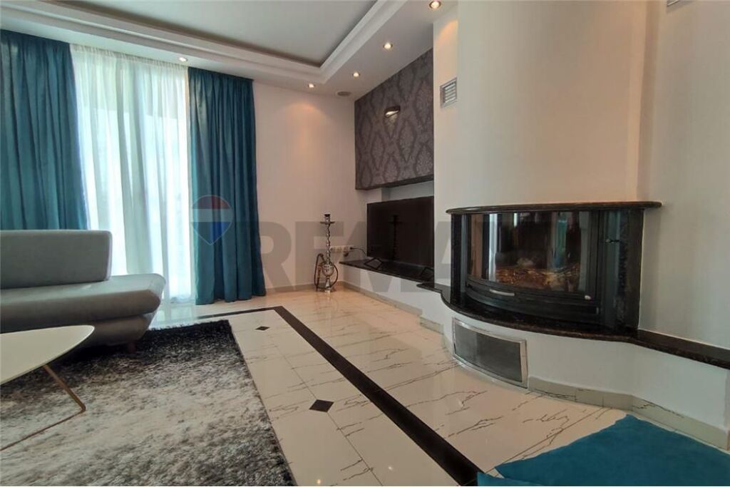 Duplex 3+1 per qira tek Blloku i Ambasadave