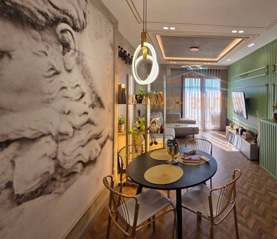 Rent,Apartment 1+1+parking space,Kavaja Street