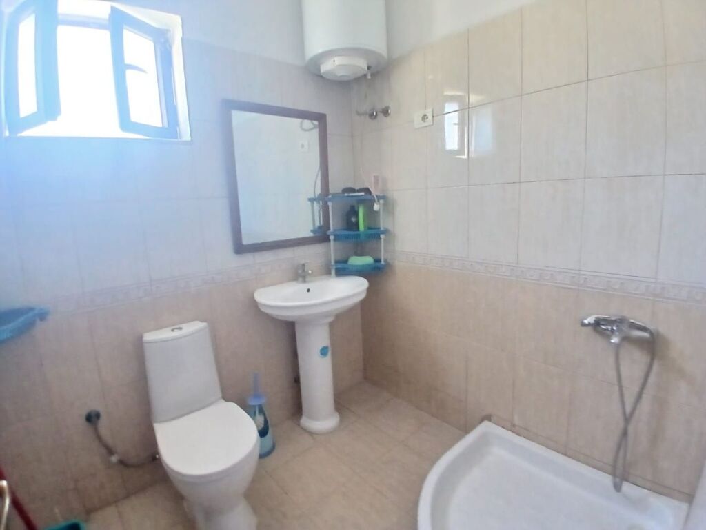 Jepet Me Qera Apartament 2+1+1 Ballkon