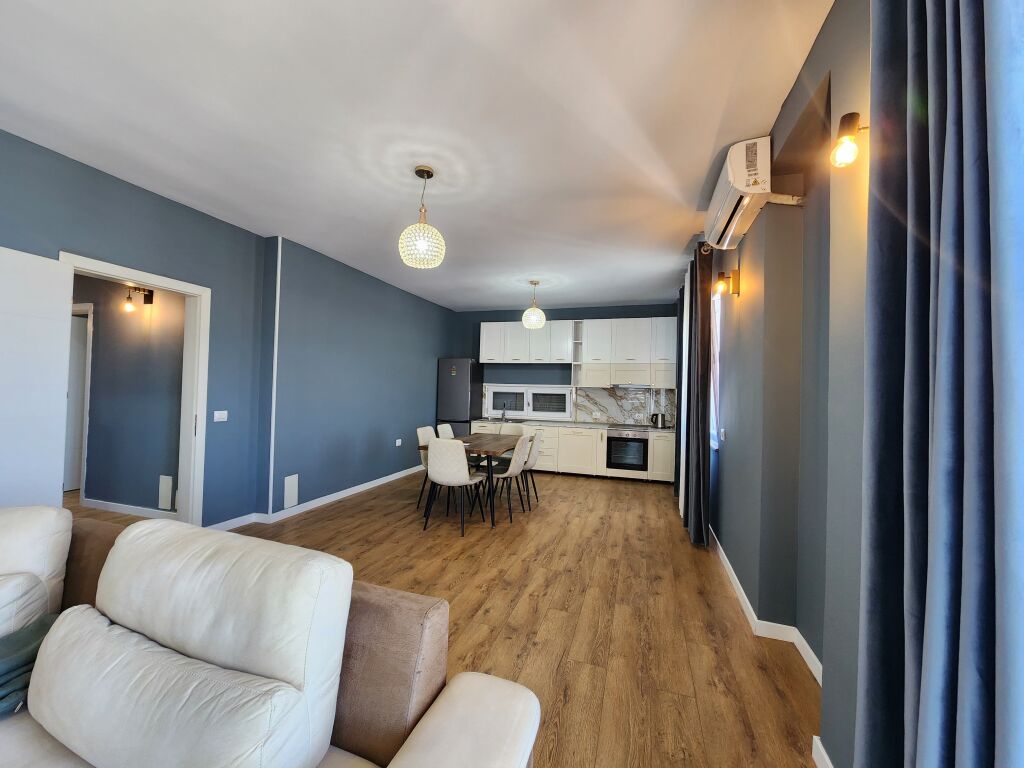 Apartament 2+1+2 me qera , Kopshti Botanik