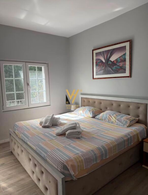 MONOLOCALE 35 M2 IN AFFITTO IN VIA BARRICATE 50.000 LEKE