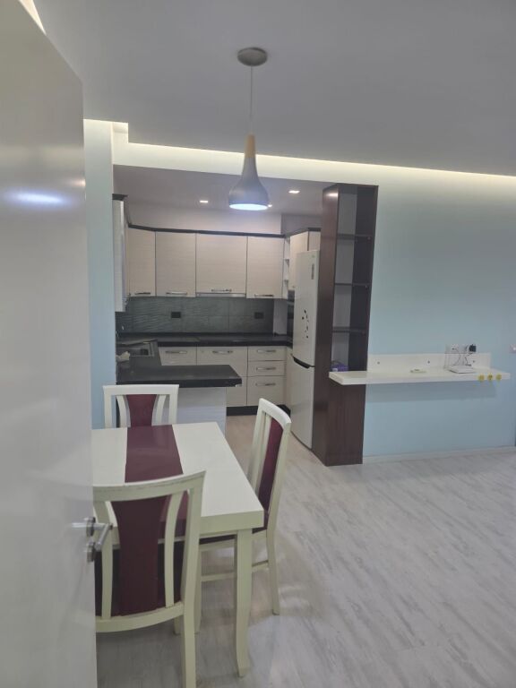 Jepet apartament 2+1 me qira ne Yzberisht .