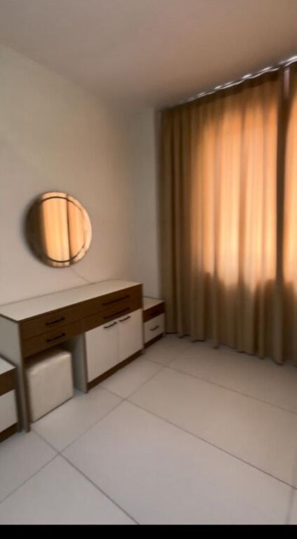 Jepet me qera apartament 1+1 tek rrethrrotullimi i Paskuqanit