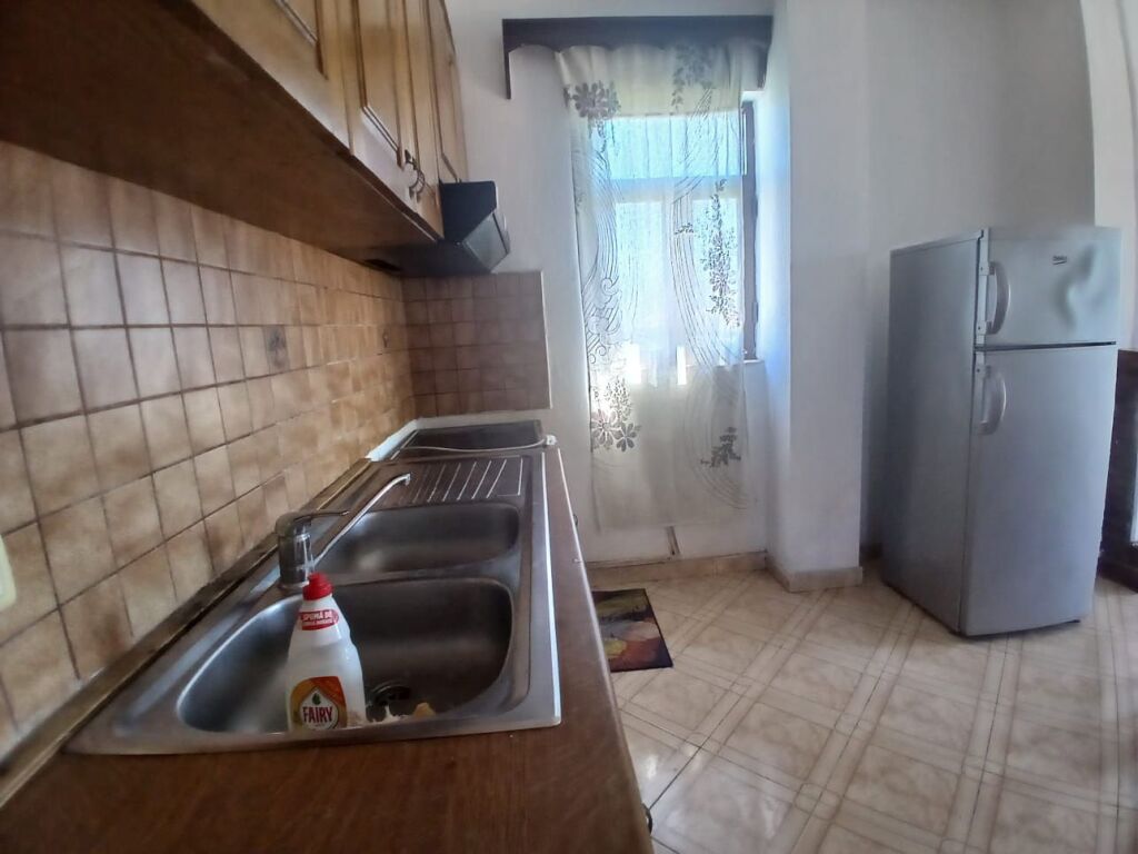 Jepet Me Qera Apartament 2+1+1 Ballkon