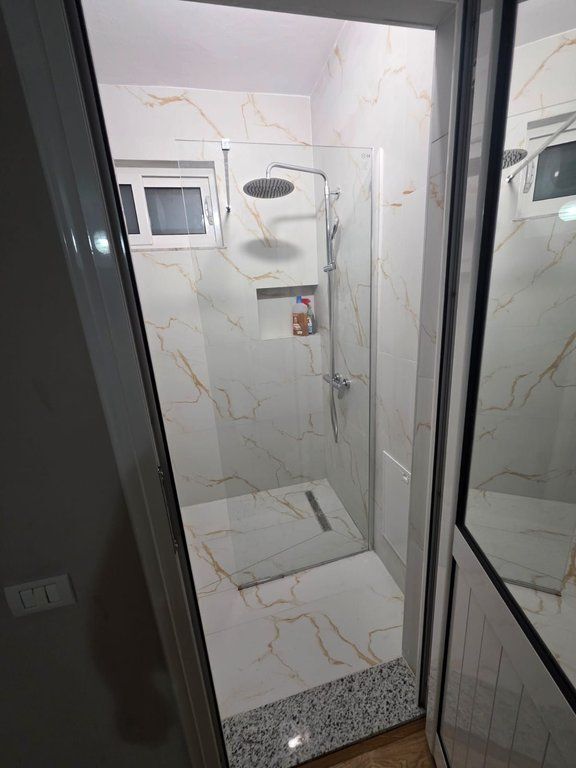 Affitto, Appartamento 2+1, 5 Maji, Tirane   60,000 Lekë