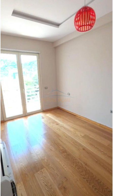 In vendita, Appartamento 2+1+2, Lago Secco, Tirana.