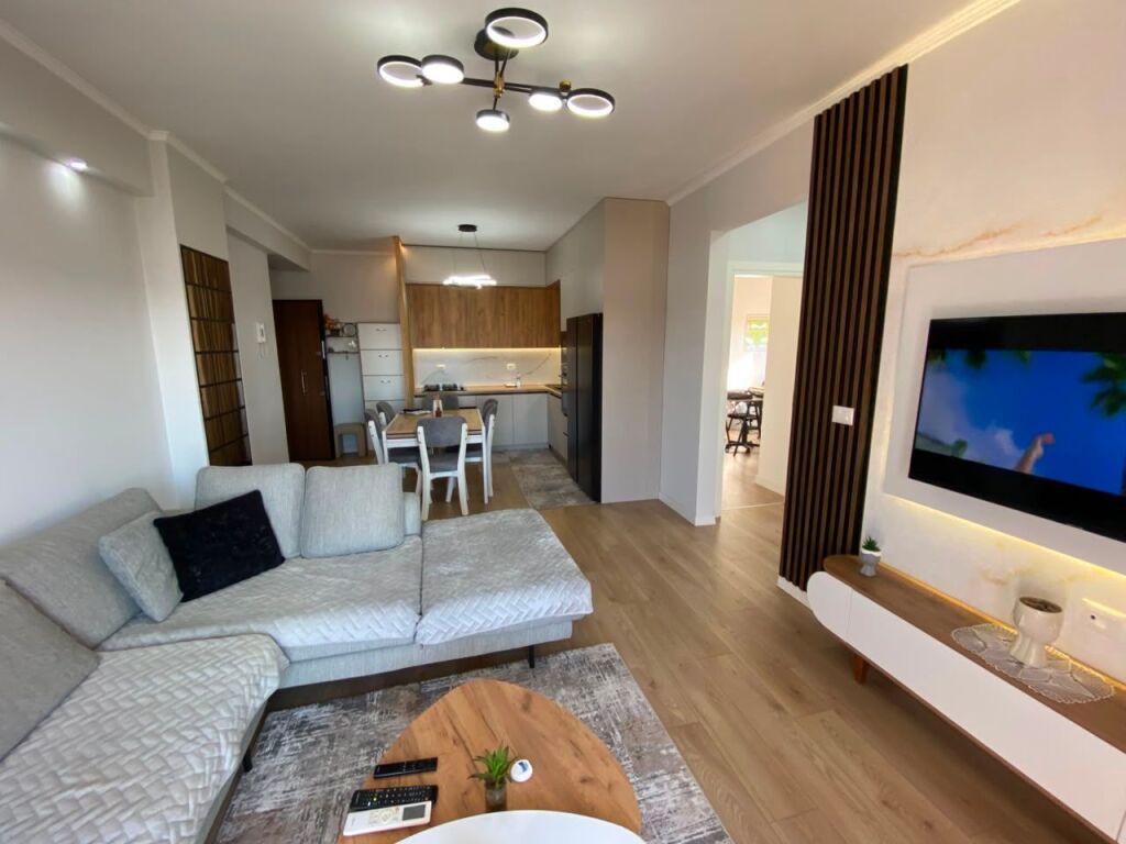 Shitet, Apartament 2+1, Kamez . Empire71758