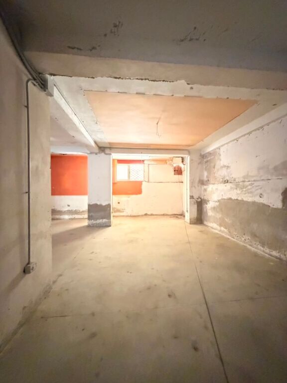 FOR SALE – Business Premises near "Befotrofi"