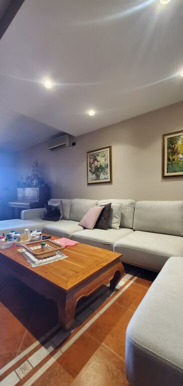 Apartament 2+1, Rruga Fortuzi!