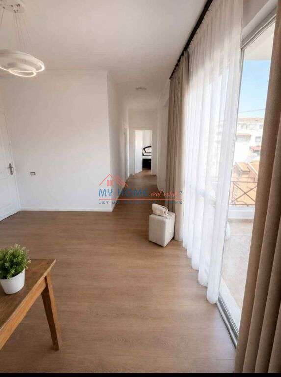 Apartment 1+1 for sale at Kodra e Diellit in Tirana