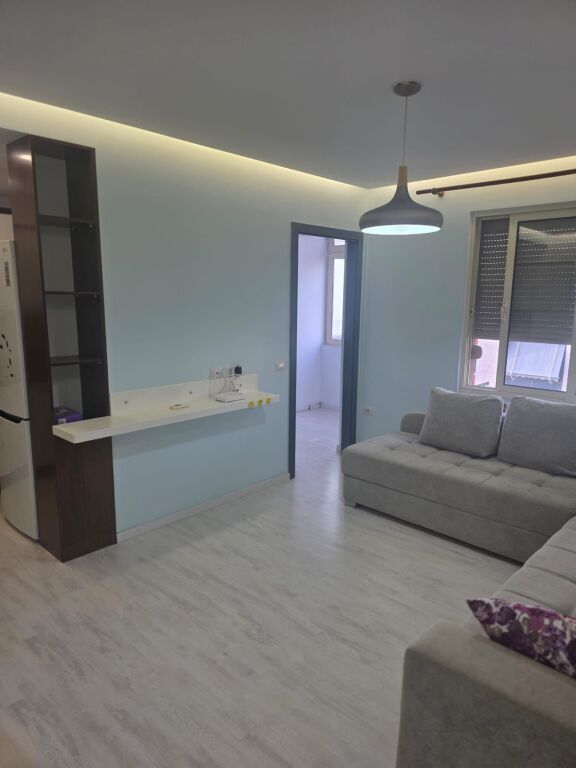 Apartment 2+1 for rent Yzberisht !