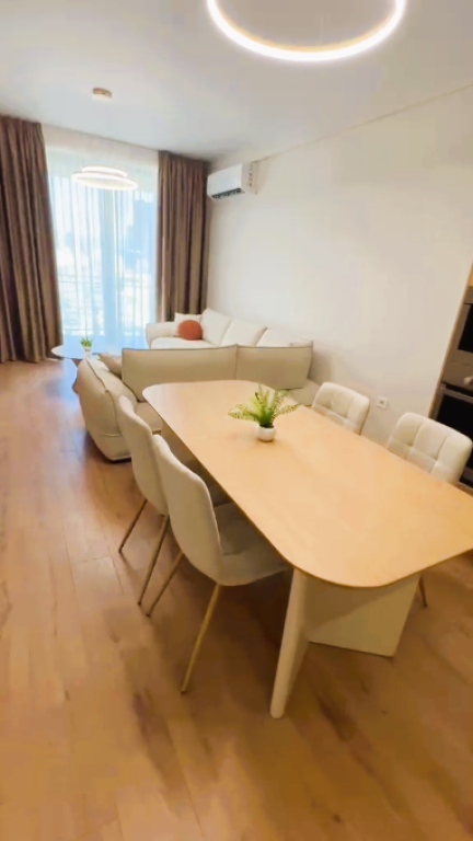 🌇JEPET ME QIRA APARTAMENT 2+1+2 – GOLDEN TOWER, RRUGA MINE PEZA📍