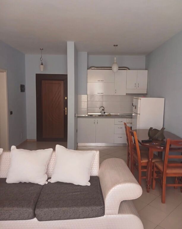 1+1 apartment for rent in Fresk!