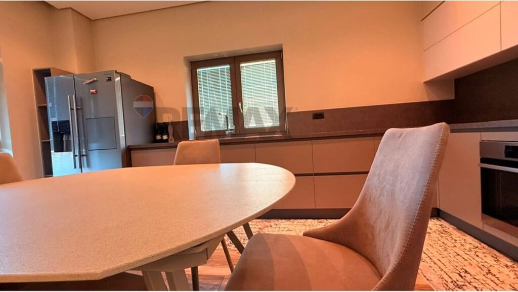 Apartament - Për Qira - Bulevardi Zhan D'ark, Tiranë(ID: 530261084-67)