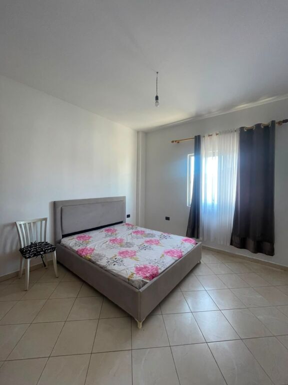 Apartament me qera 1+1, Ish kenete, Durrës!