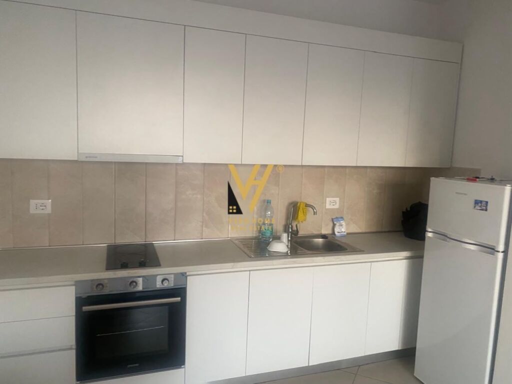 JEPET APARTAMENT 1+1+BLK ME QERA TE QSUT 50.000 LEKE
