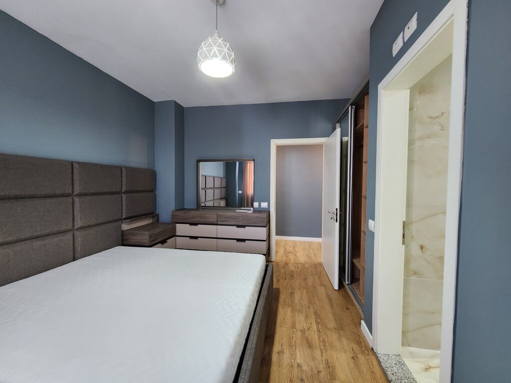 Apartament 2+1+2 me qera , Kopshti Botanik