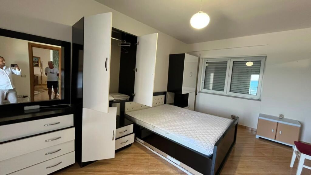 🏡 Jepet me Qira Apartament 3+1 me Pamje të Plotë nga Deti – Vollga, Durrës