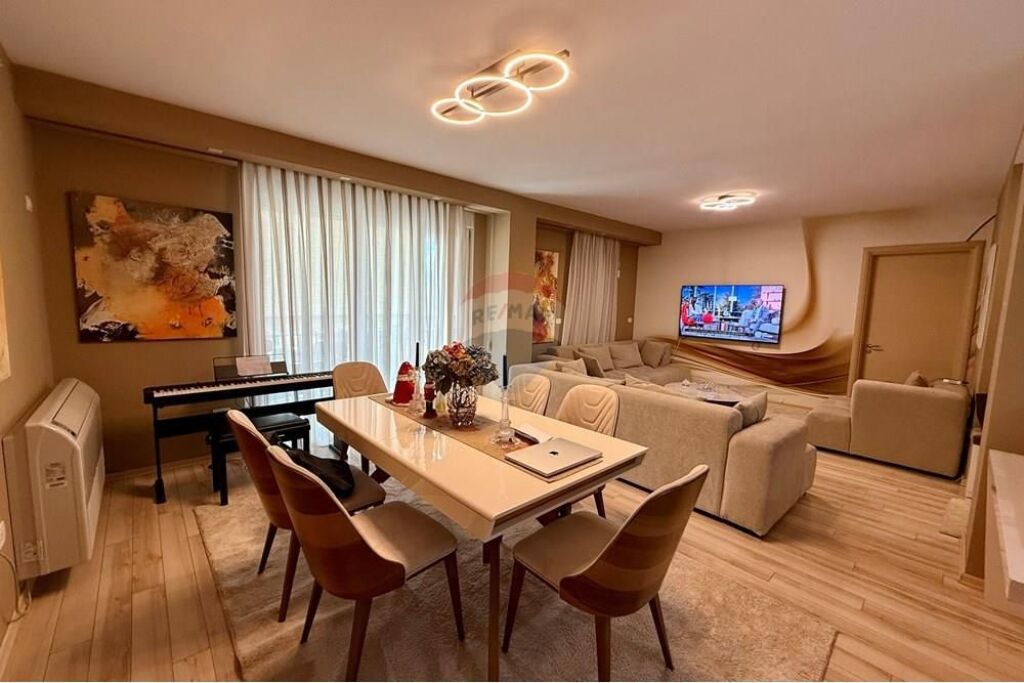 Shitet apartament 2+1+2 tek Kompleksi AnA
