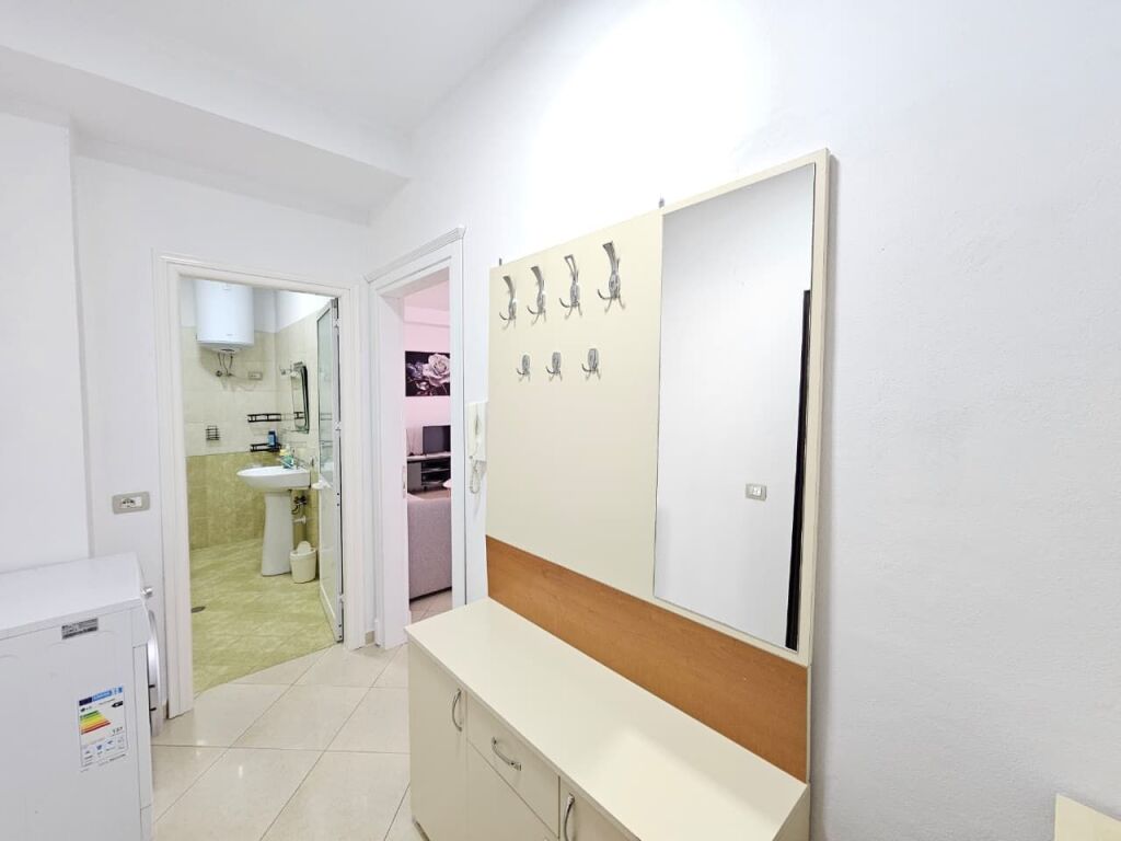 Apartament per qera 2+1 tek Bulevardi Zogu I
