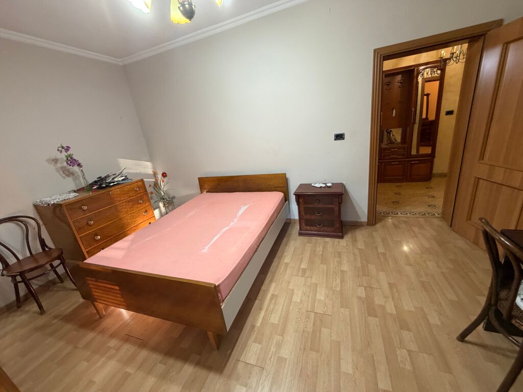 2+1,te mulliri i vjeter rrug elb ,600 mije leke