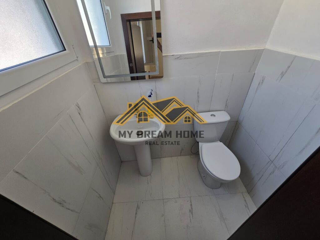 In vendita, Casa privata su 2 piani, Quartiere Re, Durazzo