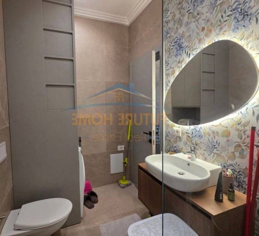 Rent,Apartment 1+1+parking space,Kavaja Street