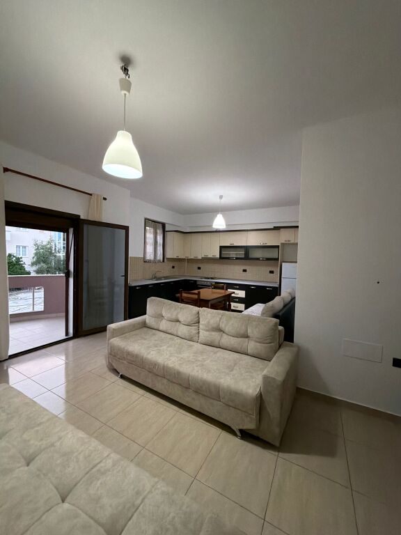 Apartament 1+1 - Me Qera- Yzberisht Tirane
