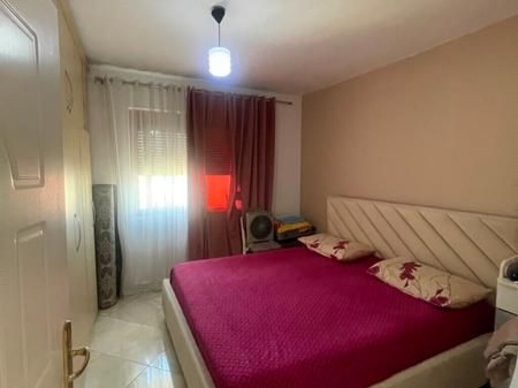 In vendita, Appartamento 1+1, Laprakë, Tirane